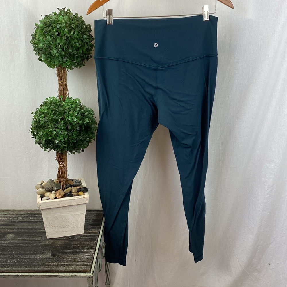 Lululemon Green Solid Align High Rise Leggings Pa… - image 4